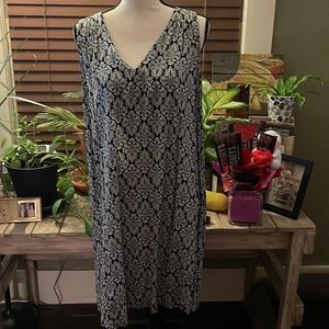 Sleeveless cute summer dress